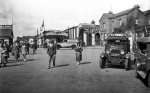 Southend High St LMS rail station approach [B719] 1933-08-22.jpg